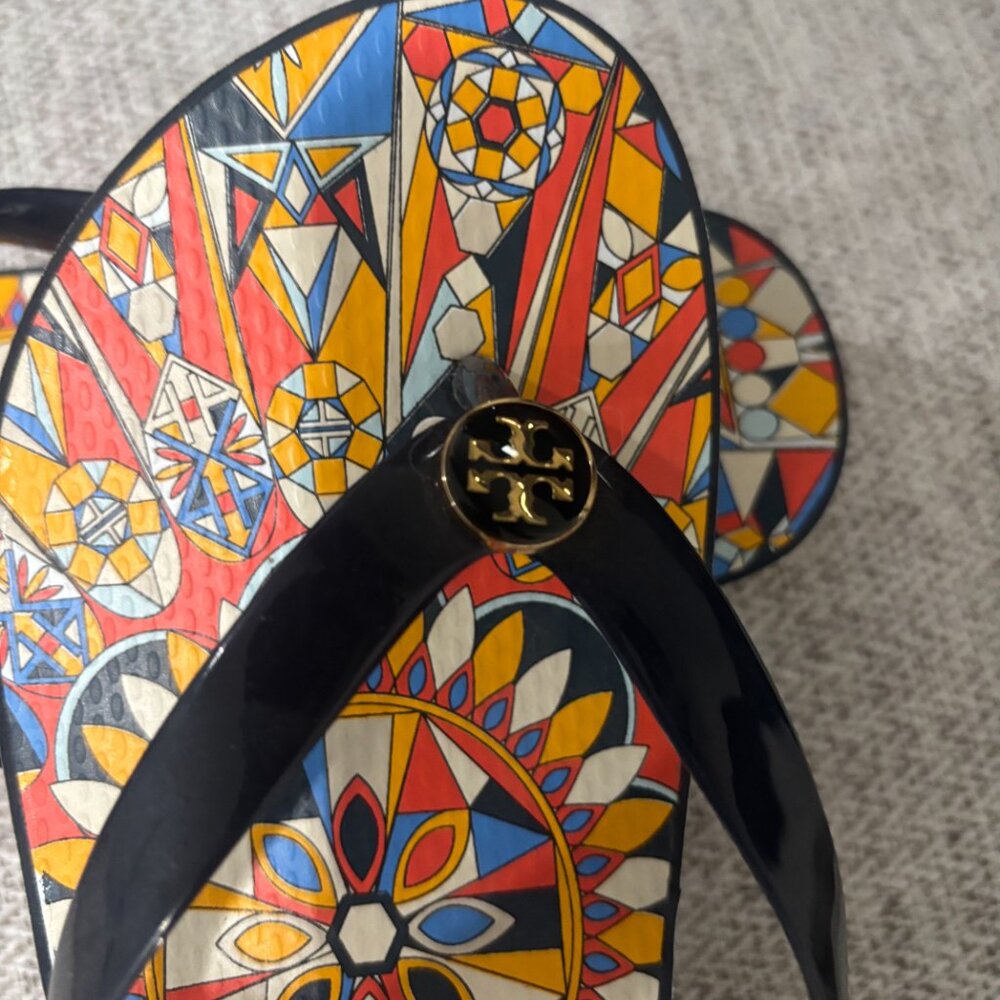 TORY BURCH PSYCHEDELIC GEO PATTERN WEDGE  SIZE 9 NEW - Picture 7 of 11